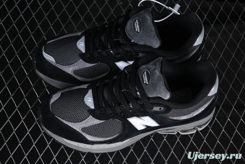 New Balance 2002 Series Retro Casual Running Shoes with Upgraded N-ERGY Cushion - M2002RR1