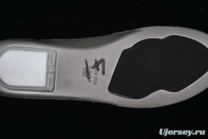 Nike SB Dunk Low Pro ISO Skateboarding Shoes in University Blue with White Swoosh - FJ1674-401