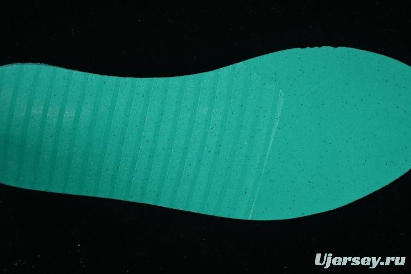 Nike Air Jordan 4 Remastered Retro Sneakers in White Blue - FQ7939-104