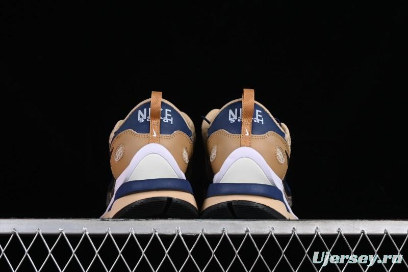 Nike Sacai VaporWaffle 3.0 Deconstructed Running Shoes with Layered Sole - CV1363-102