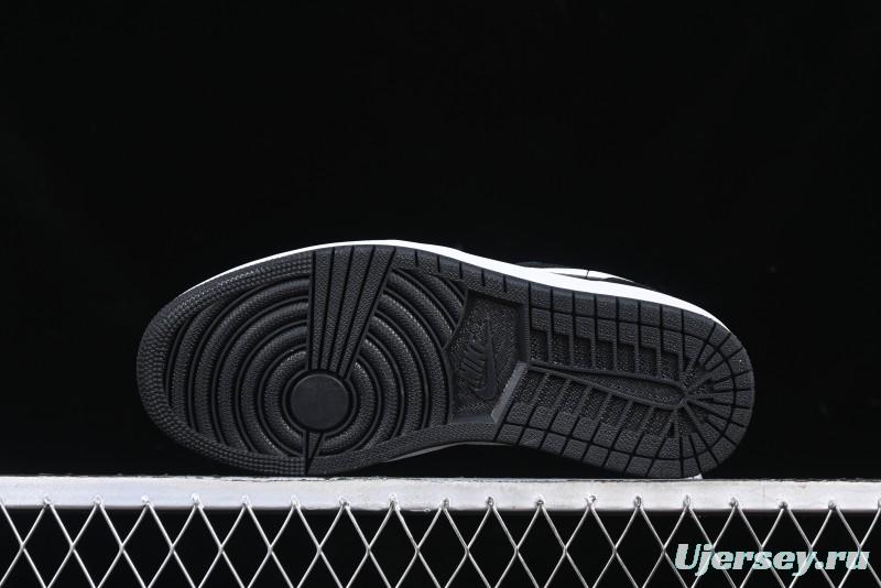 Nike Air Jordan 1 Low Retro Basketball Shoes in Black and White - 553558-043