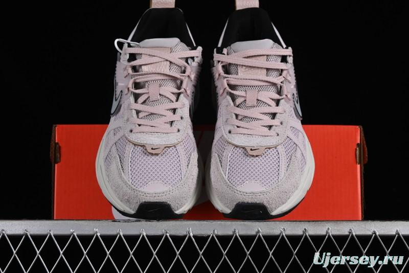 Nike Runtekk V2K Retro Low-Top Running Shoes with Cushlon Foam and Anti-Slip Design - FN6703-001