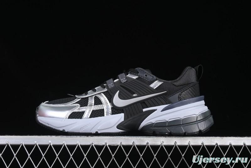 Nike Runtekk Run Retro Low-Top Running Shoes with Cushlon Foam and Anti-Slip Design - FD0736-005