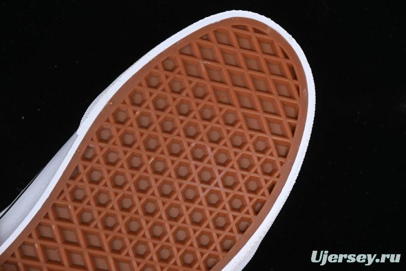 Vans Knu Skool Low Top Casual Sneakers in Leopard Print - VN000CR5CJK