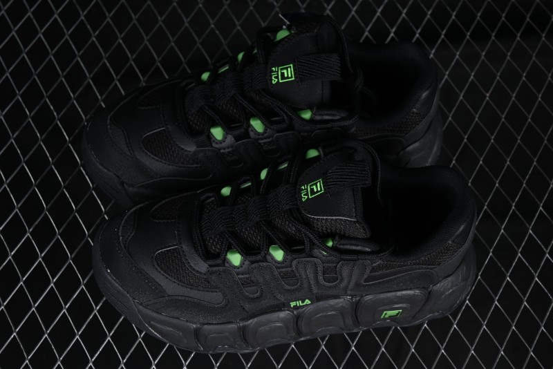 Fila Breathable Cat Paw Sneakers F52W432103FBK with Lightweight Eco-Friendly Material and Cushioned EVA Midsole