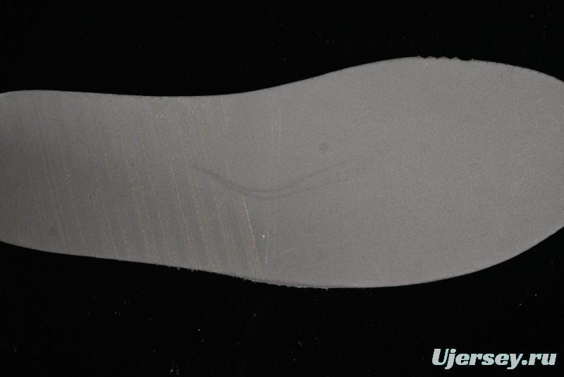 Nike SB Dunk Low Casual Skate Shoes with White and Gum Sole - 311369-100