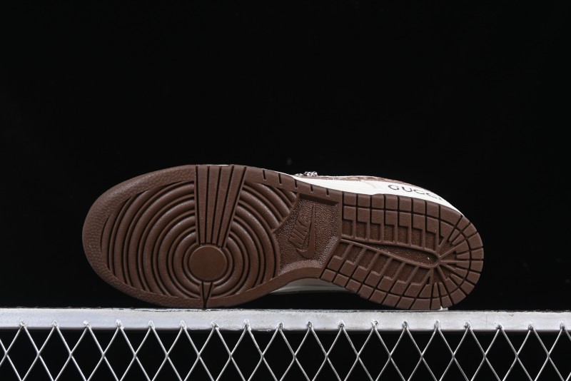Nike SB Dunk Low Gucci Collaboration Monogram Beige Brown Swoosh Anniversary Custom Low-Top Casual Skate Shoes - DJ2024-059