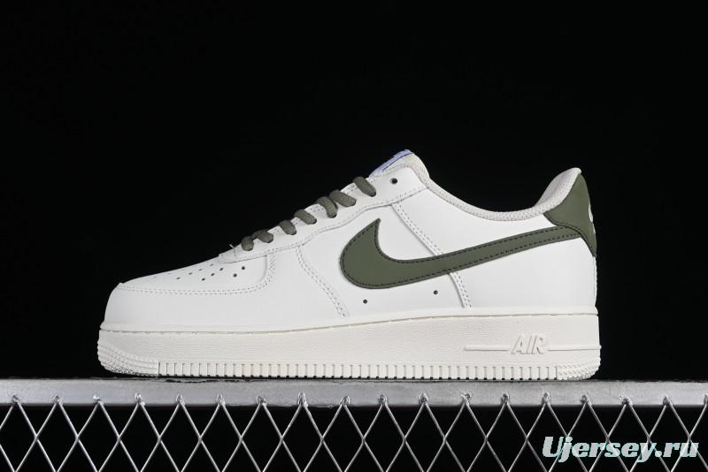 Nike Air Force 1 '07 Low Casual Sneakers in White Green Colorway - CQ5059-110