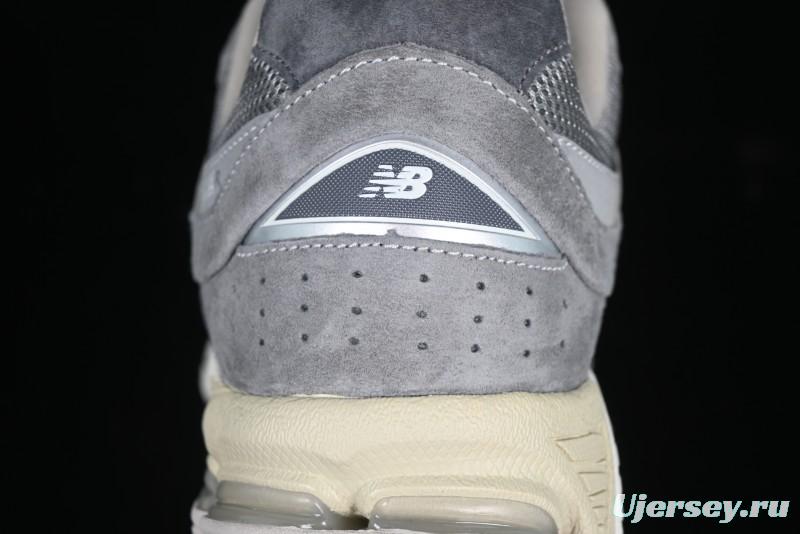 New Balance 2002 Series Retro Casual Running Shoes with Upgraded N-ERGY Cushion - M2002RNM