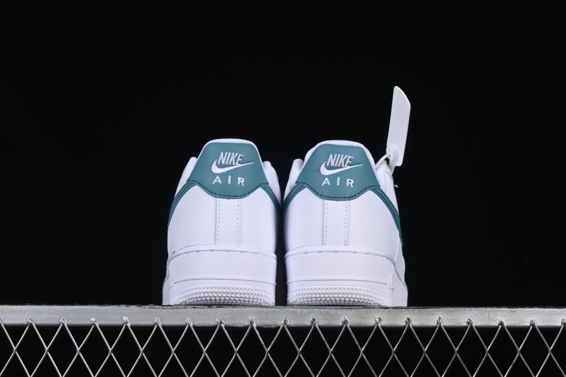 Nike Air Force 1 '07 Low Casual Sneakers with Full-Length Air Cushion - FJ4146-114