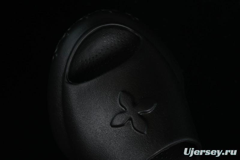 SMFK COMPASS Embossed One-Word Platform Slides - E9066