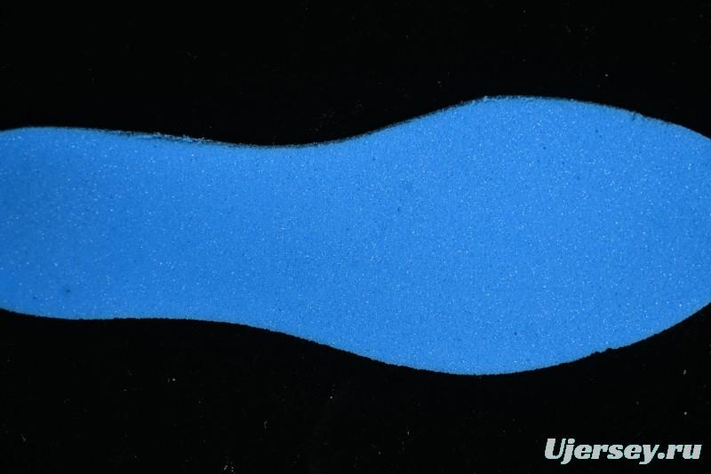 Nike Revolution 7 Wide Low-Top Running Shoes with Breathable Mesh and Durable Cushioning - FB2207-400