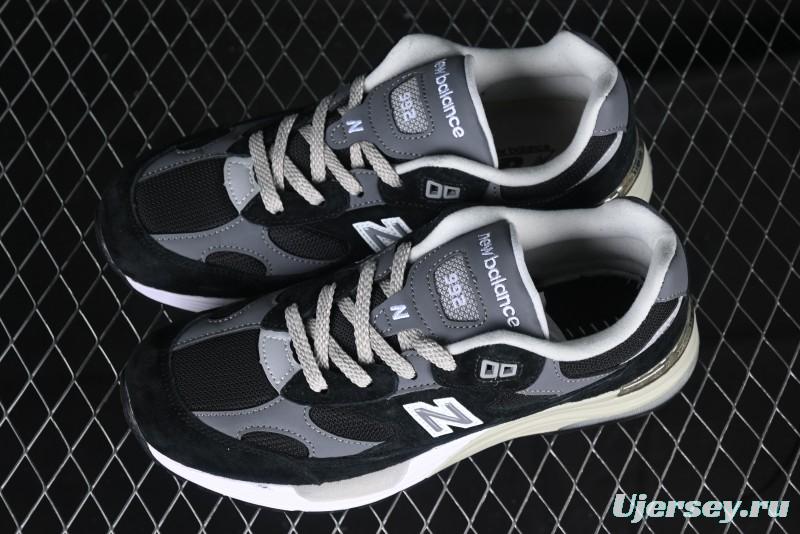 New Balance Made In USA 992 Classic Retro Running Sneakers with Superior Comfort - M992BK