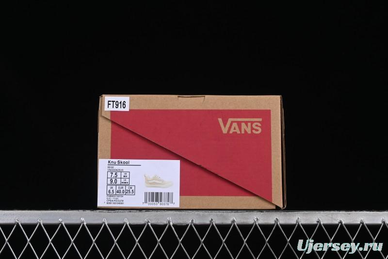 Vans Knu Skool Low-Top Retro Chunky Sneakers - VN000D6ZE2S