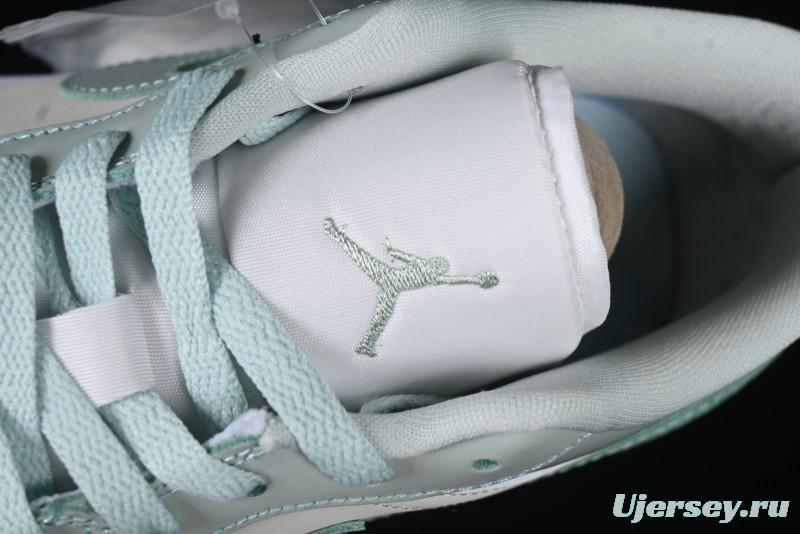 Nike Air Jordan 1 Low SE "Mint & Cream" - Sleek and Stylish Casual Sneakers
