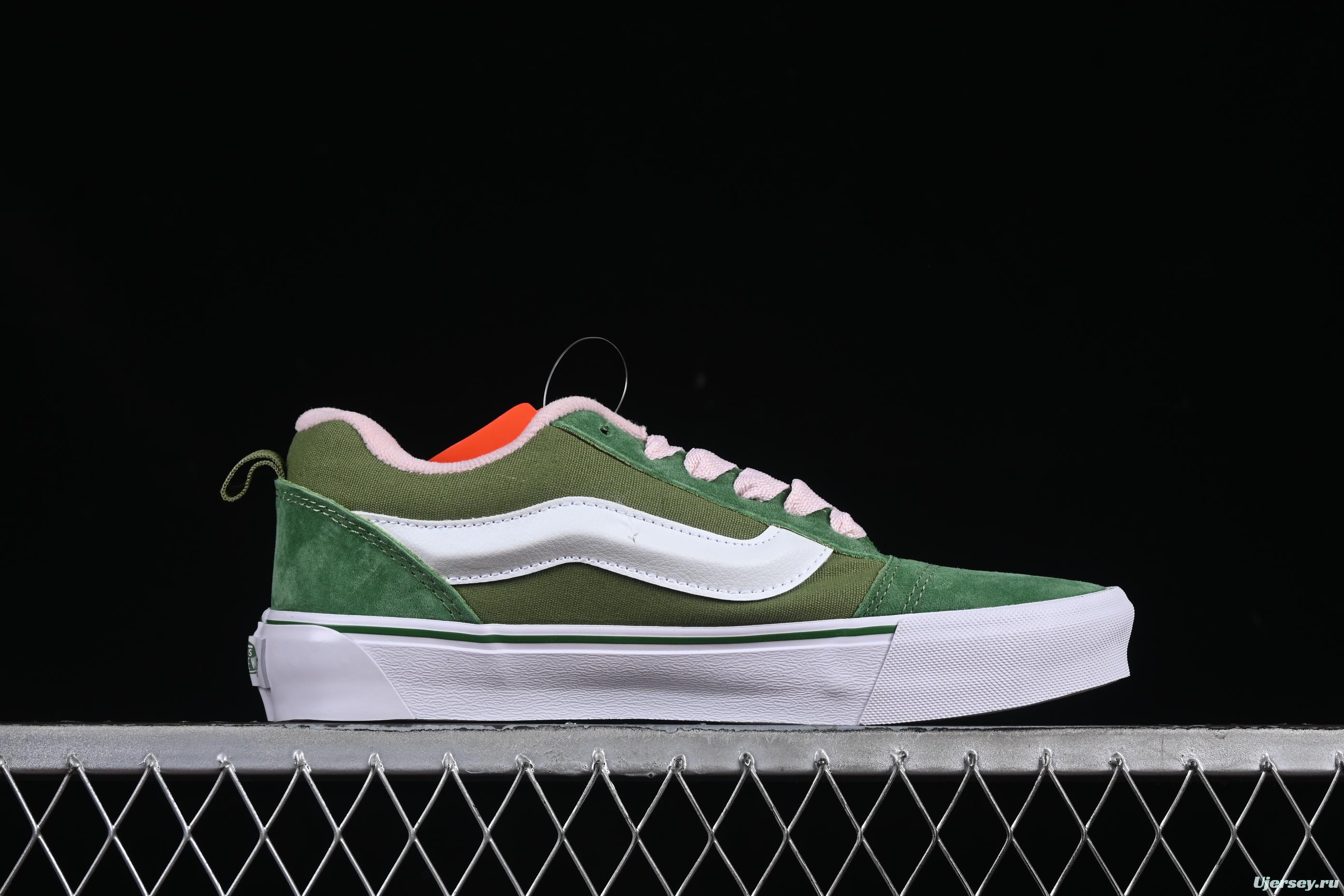 Vans Old Skool Low-Top Sneakers - Forest Green & Pink Accents