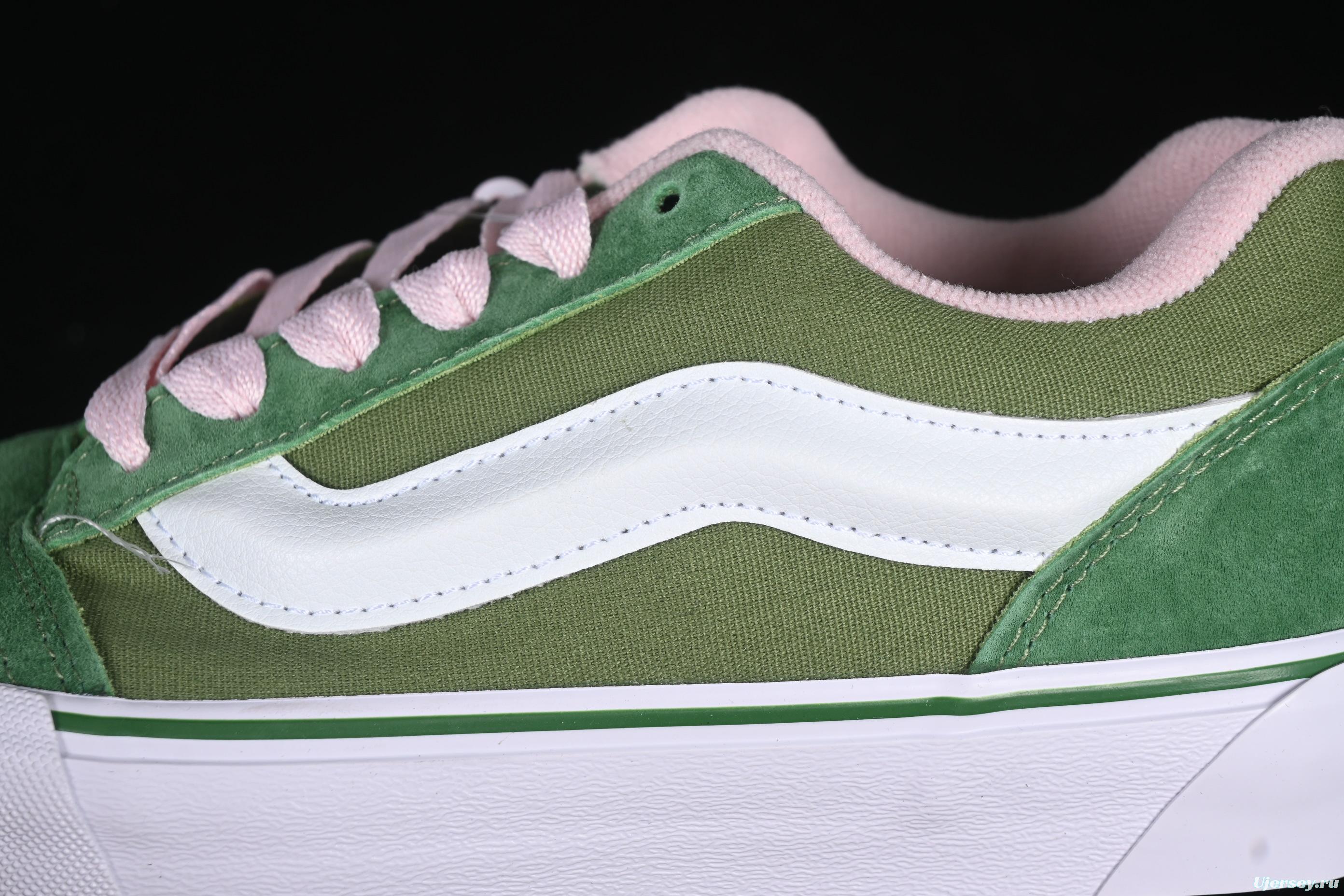 Vans Old Skool Low-Top Sneakers - Forest Green & Pink Accents