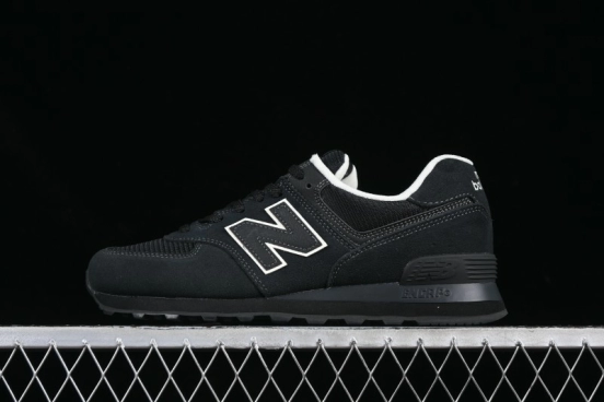 New Balance 574 Classic Black Sneakers - Timeless Style & Comfort
