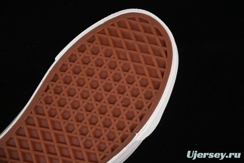 Vans Premium Old Skool 36 Retro Skate Shoes with Full-Grain Leather and Cushioned Insole - VN000D569IJ