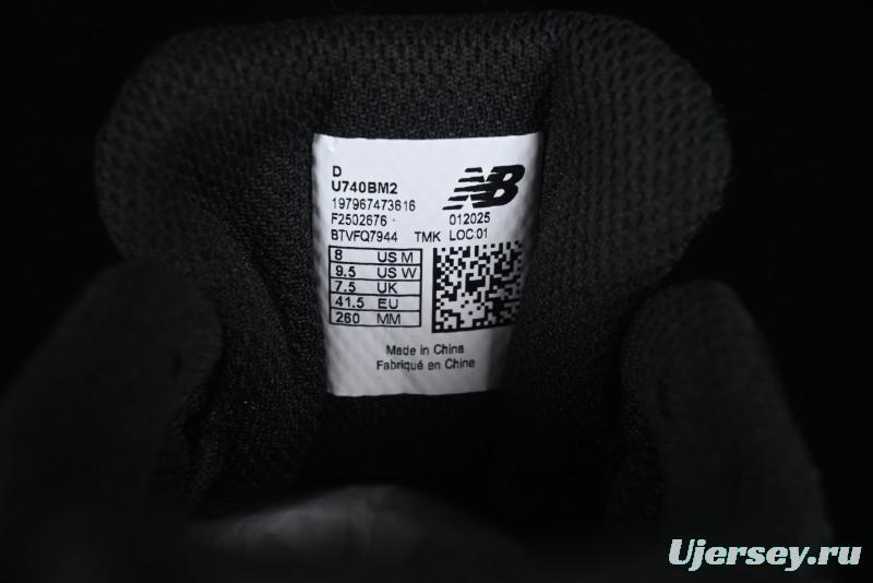 New Balance 740 Black and Silver Retro Running Sneakers for Men