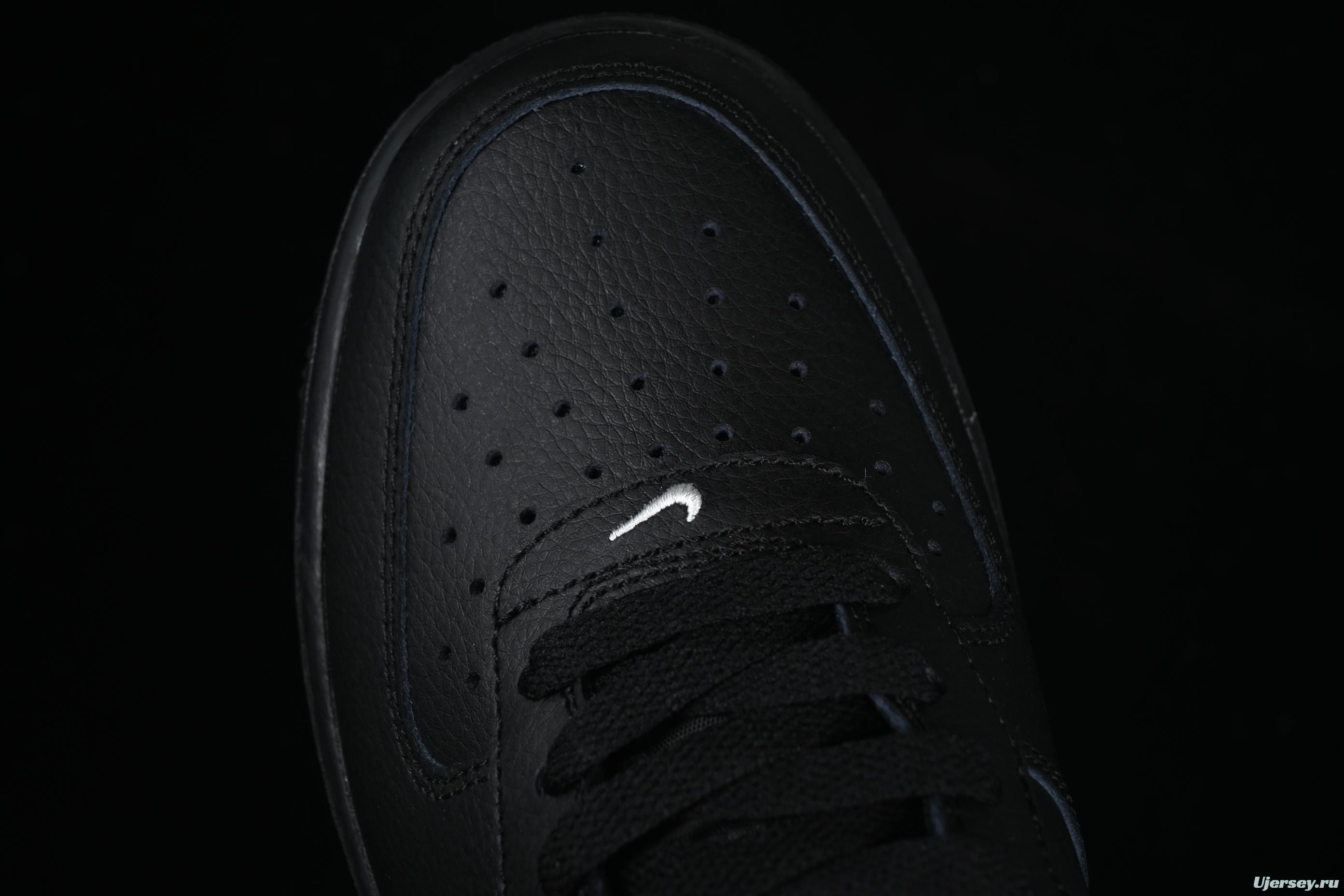 Nike Air Force 1'07 Low Casual Sneakers with Full-Length Air Cushion - HV6359-001