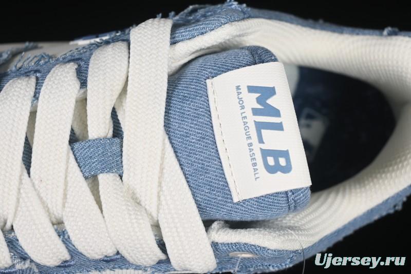 New York Yankees MLB Chunky Liner Lightweight Platform Sneakers with Hook and Loop Closure - 3ASXV015N50BLS