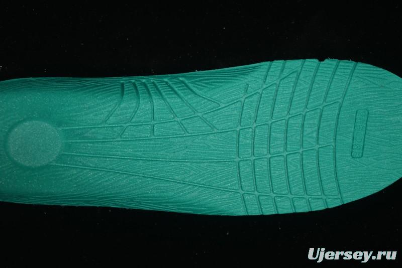 New York Yankees MLB Chunky Liner Lightweight Platform Sneakers with Hook and Loop Closure - 3ASXV015N50BLS