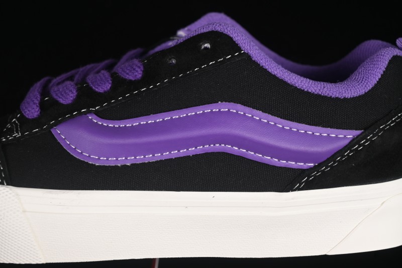 Vans Knu Skool Low-Top Retro Chunky Sneakers - VN0009QCBLK