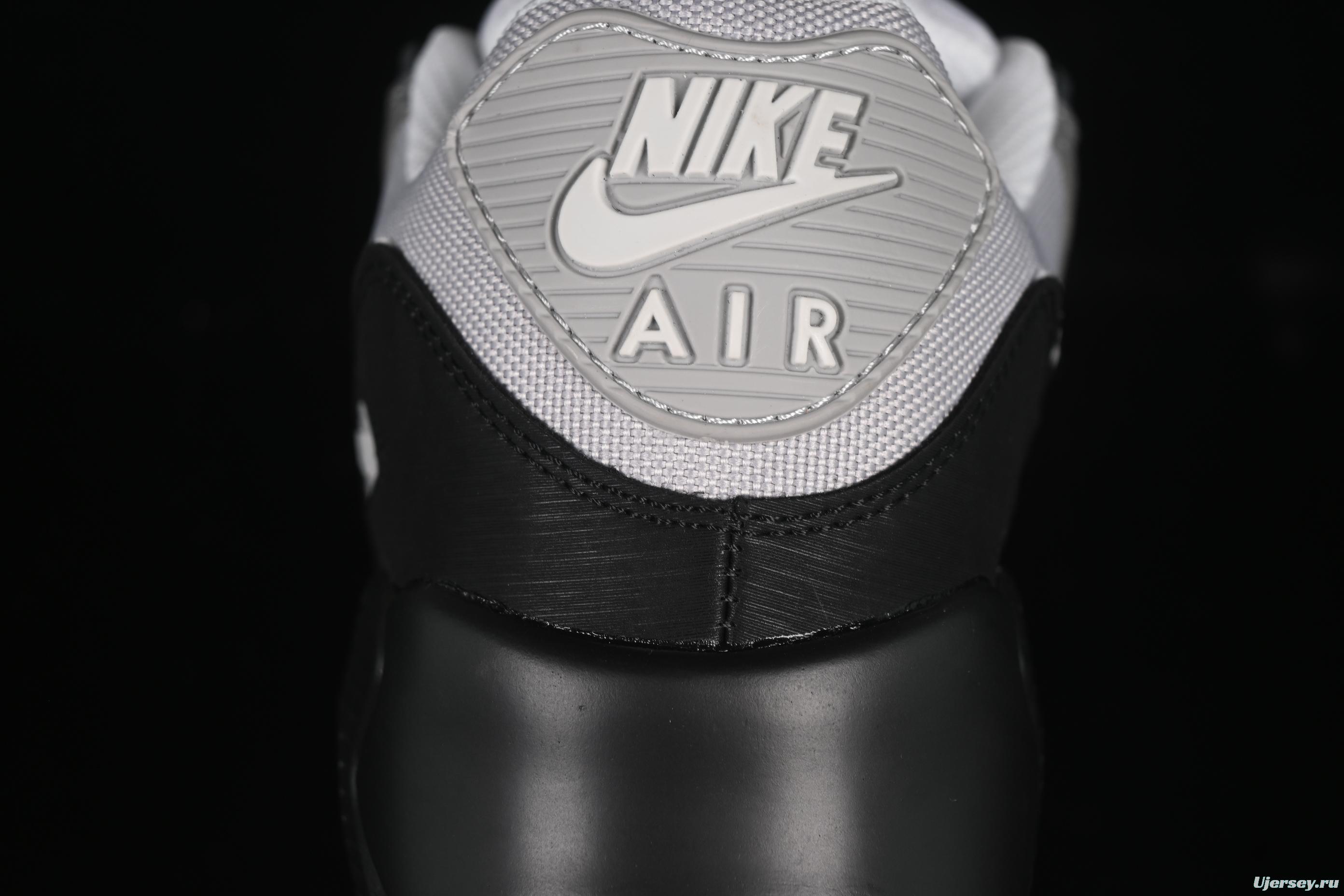 Nike Air Max 90 Retro Running Shoes with Visible Air Cushion - HQ3817-001