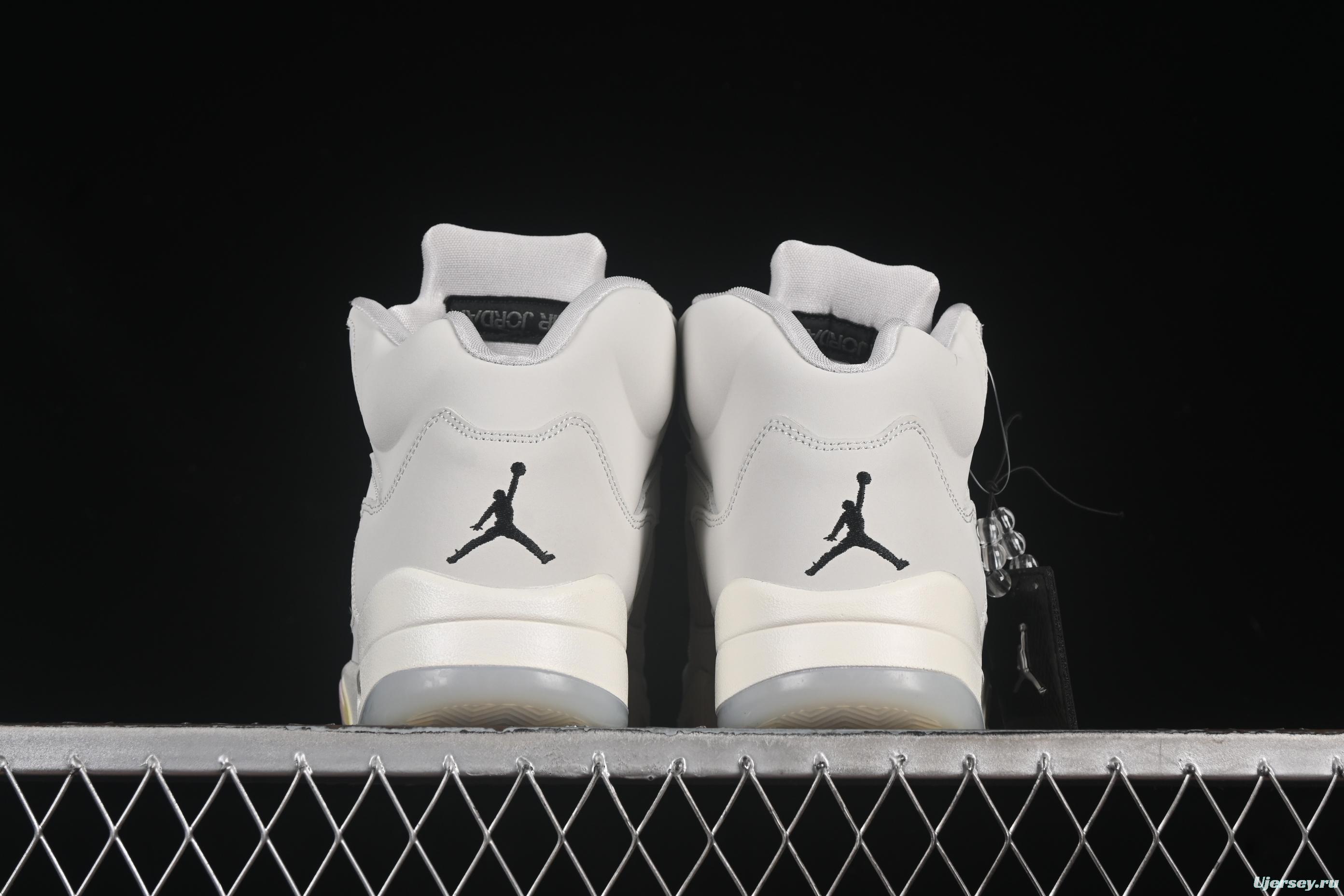 Nike Air Jordan 5 Retro "Light Orewood Brown" Basketball Shoes - HF3183-001