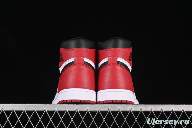 Nike Air Jordan 1 High Retro OG Basketball Shoes with Black Toe Design - 555088-125