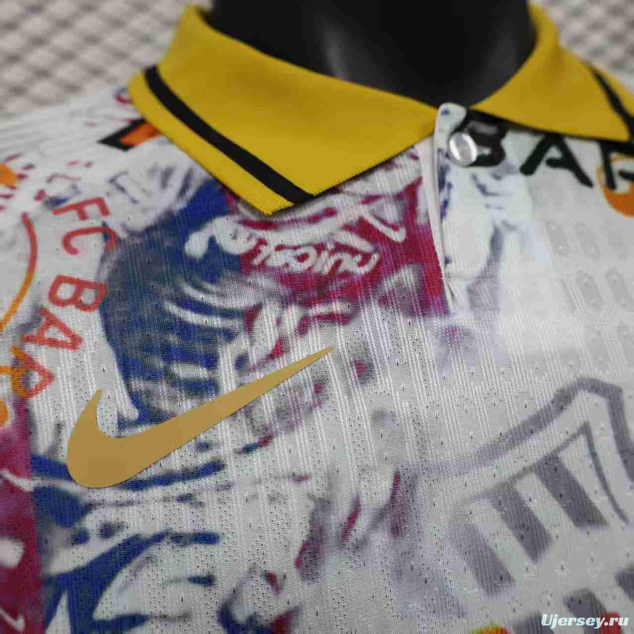 Player Version 25/26 Barcelona White with Graffiti Art Pattern Jersey