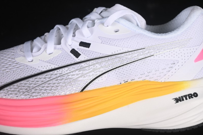 Puma Deviate Ntro 3 Comfortable Anti-Slip Wear-Resistant Low-Top Casual Running Shoes - 378450-04