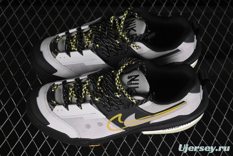 Nike Sacai Zegamadome SP Low-Top Lifestyle Sneakers with Functional Design - HQ8618-003