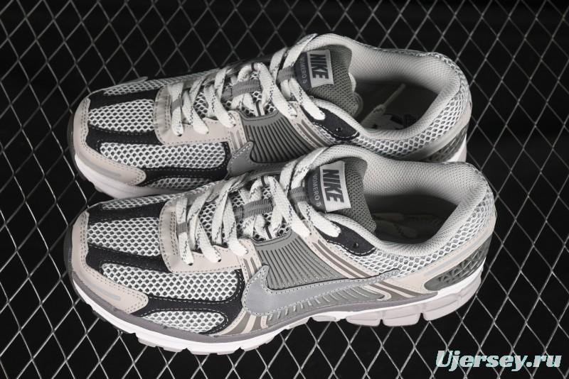 Nike Zoom Vomero 5 SP Classic Retro Casual Running Shoes with EVA Midsole Cushion - FD0791-012