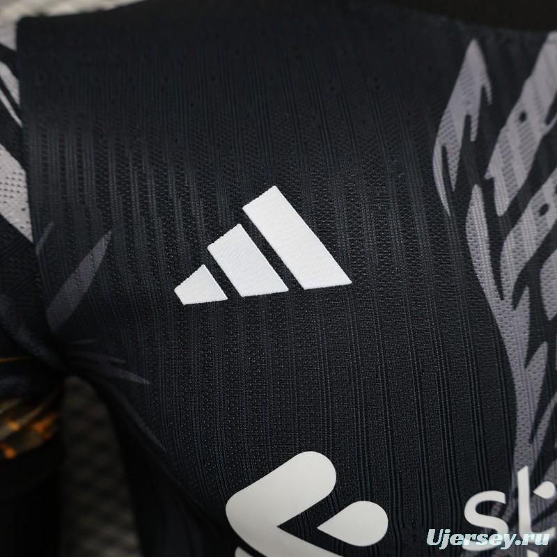 Player Version 25/26 Liverpool Dark Grey with Golden Phoenix Pattern Jersey