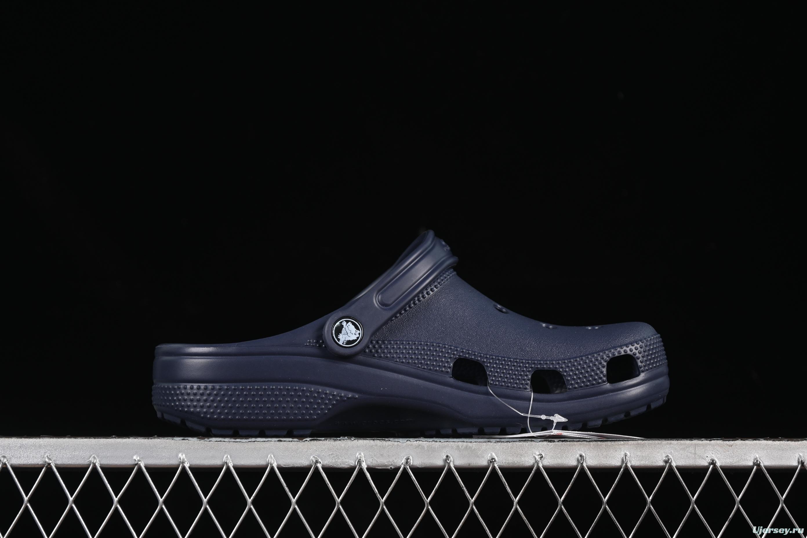 Crocs Classic Clog Unisex Summer Beach Sandals with Ventilation Holes - B.D4