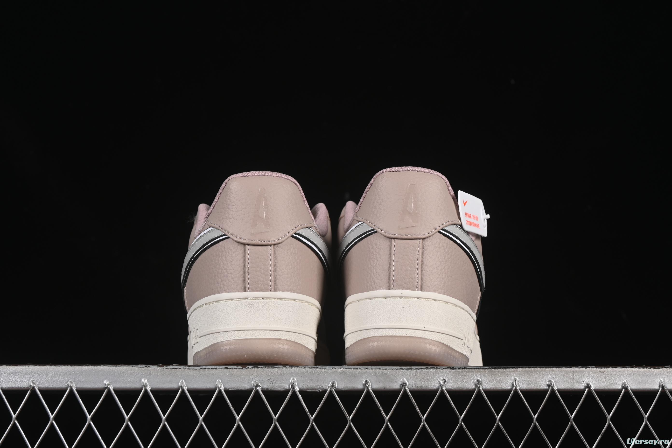 Nike A Ma Maniére x Air Force 1'07 Low Casual Sneakers with Premium Leather and Signature Lining - HF4084-200