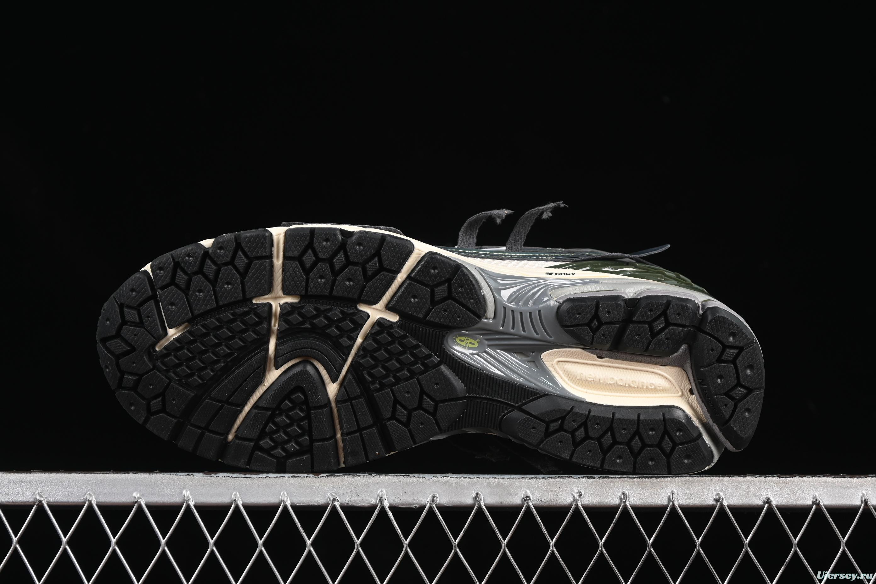 New Balance 1906 Series Retro Dad Style Casual Running Shoes - U1906ANC