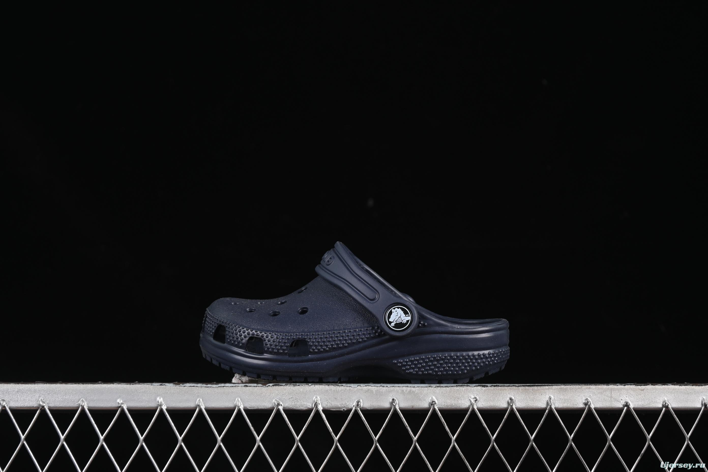 Crocs Classic Clog Kids Breathable Lightweight Slip-Resistant Water Shoes - Classic