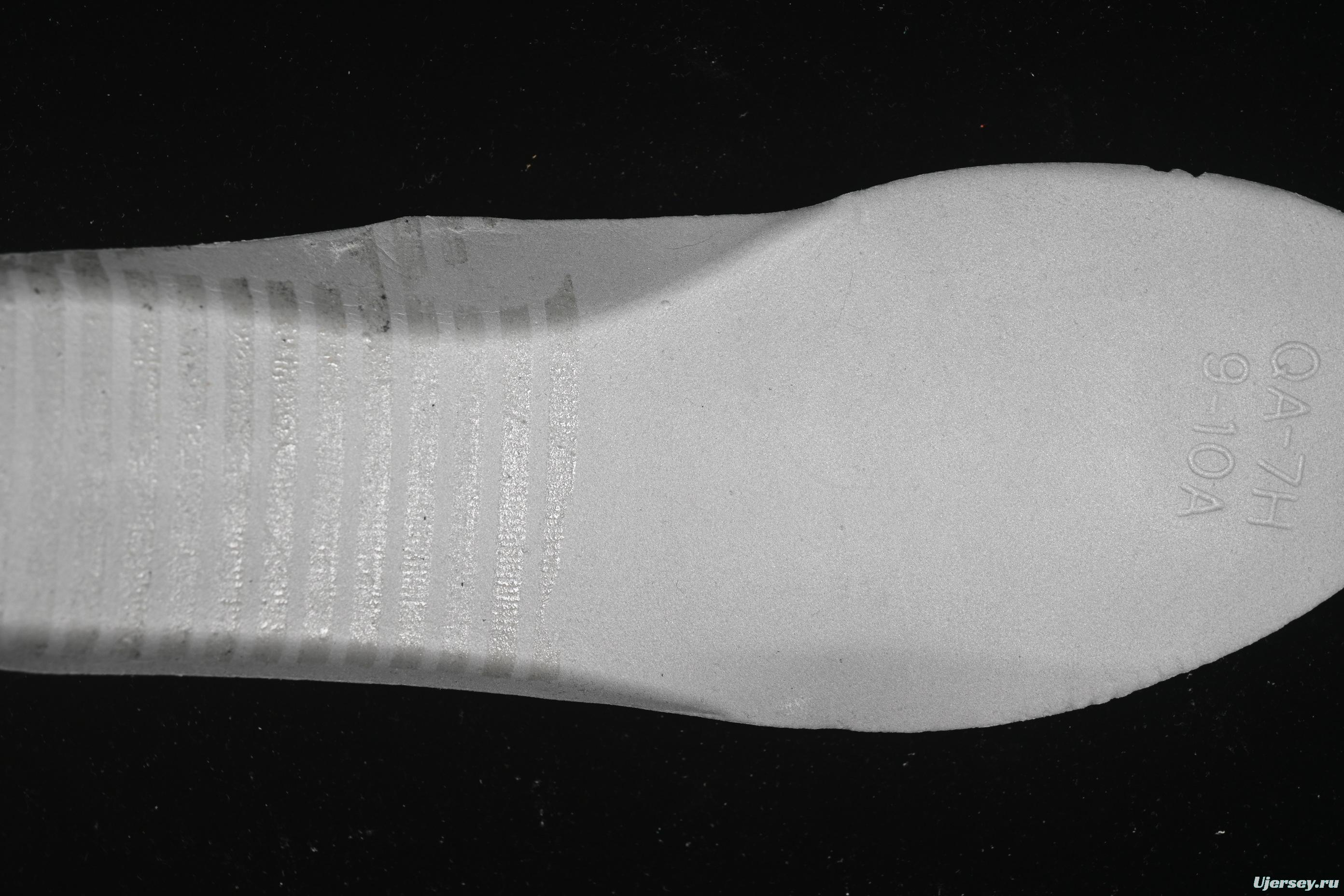 Nike Air Force 1'07 Low Casual Sneakers with Full-Length Air Cushion - HF2885-001