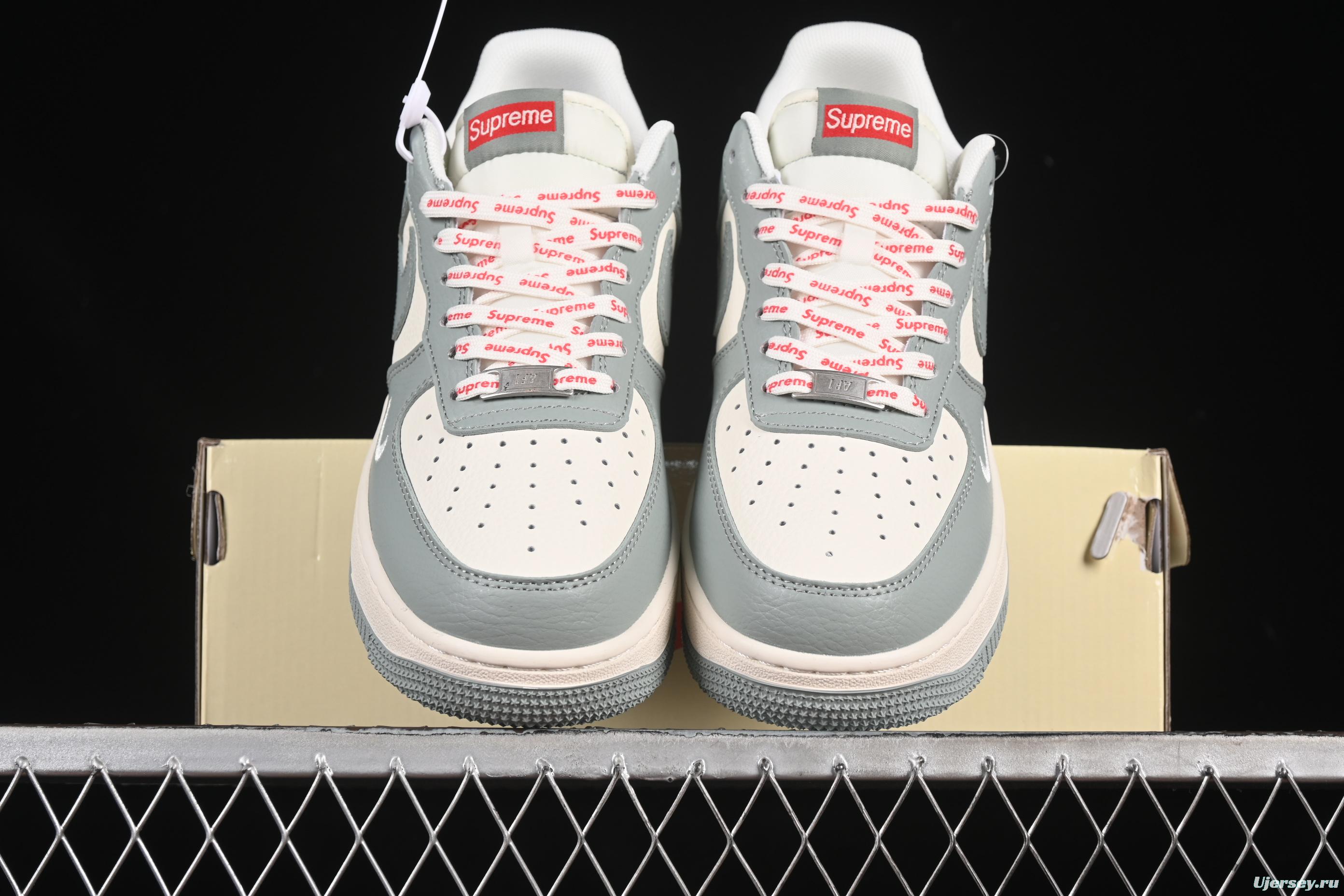 Nike Air Force 1 '07 Low Supreme Collaboration Shoes in Grey - ZH2598-319