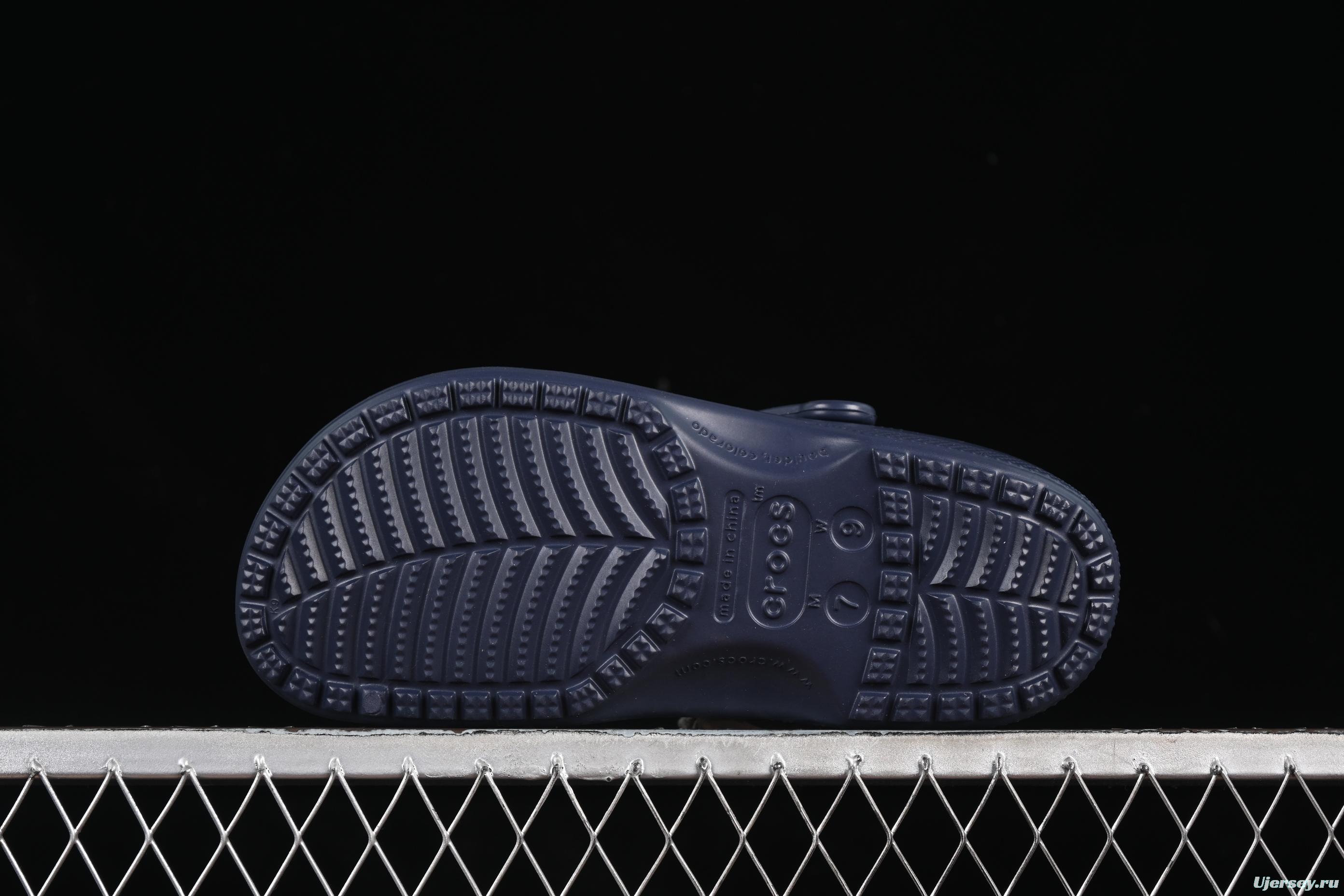 Crocs Classic Clog Unisex Summer Beach Sandals with Ventilation Holes - B.D4