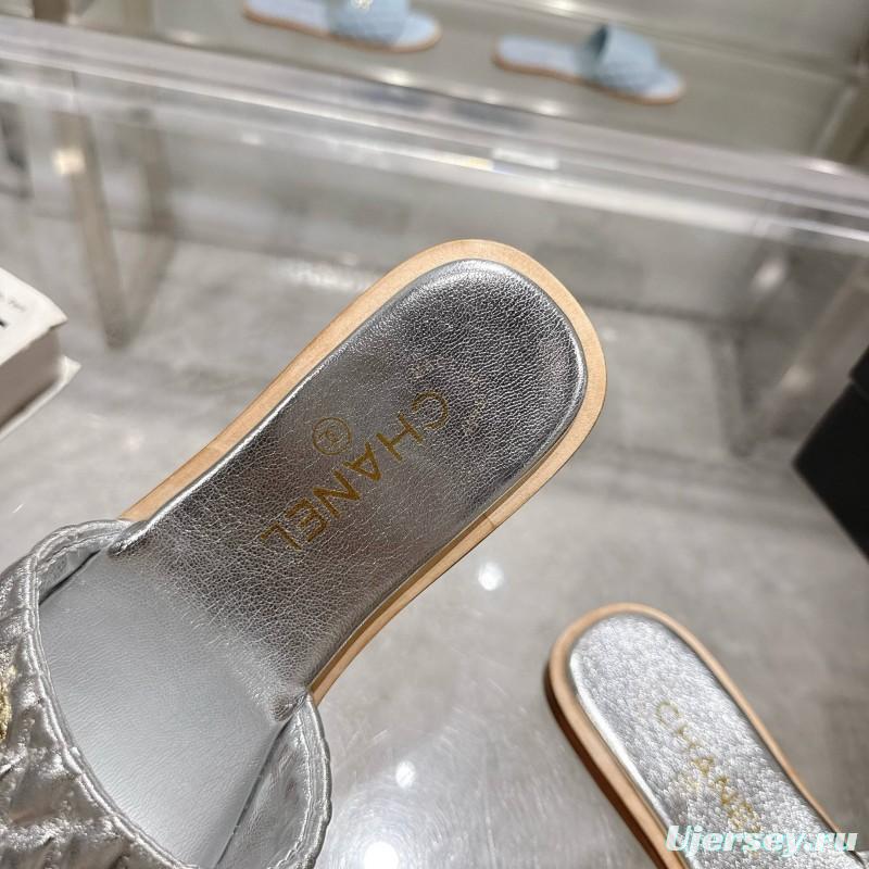 2025 Slippers Chanel Silver Leather Slippers