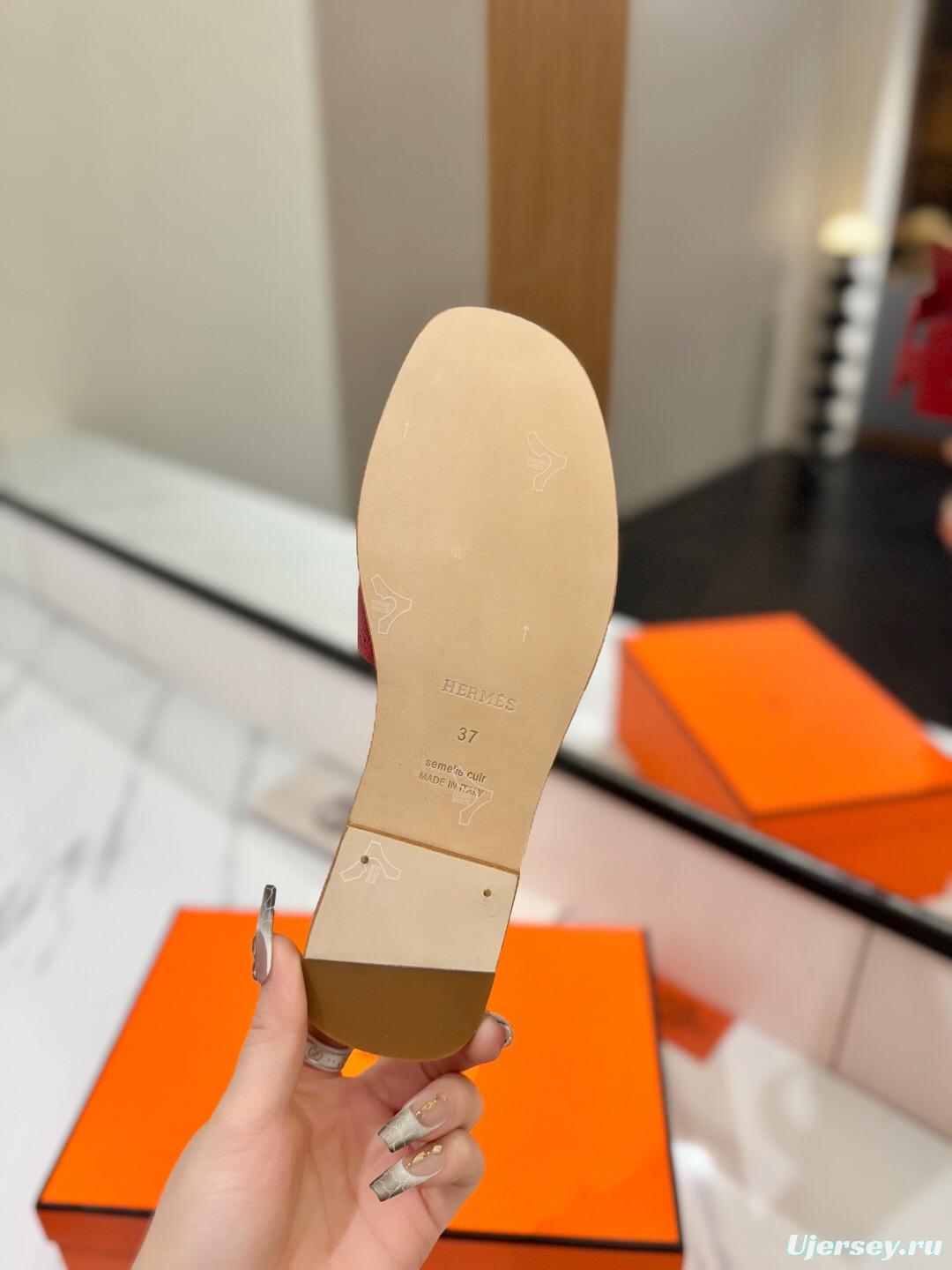 2025 Women Hermès Red Leather Slippers
