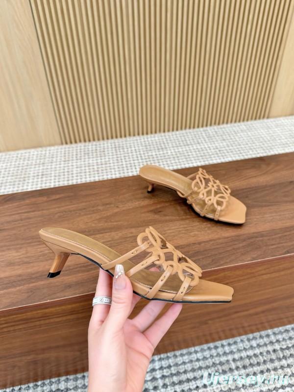 2025 Women Loewe Beige Leather Sandals LY00250