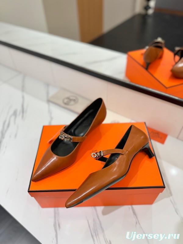 2025 Women Hermès Brown Leather Pumps KFY00330