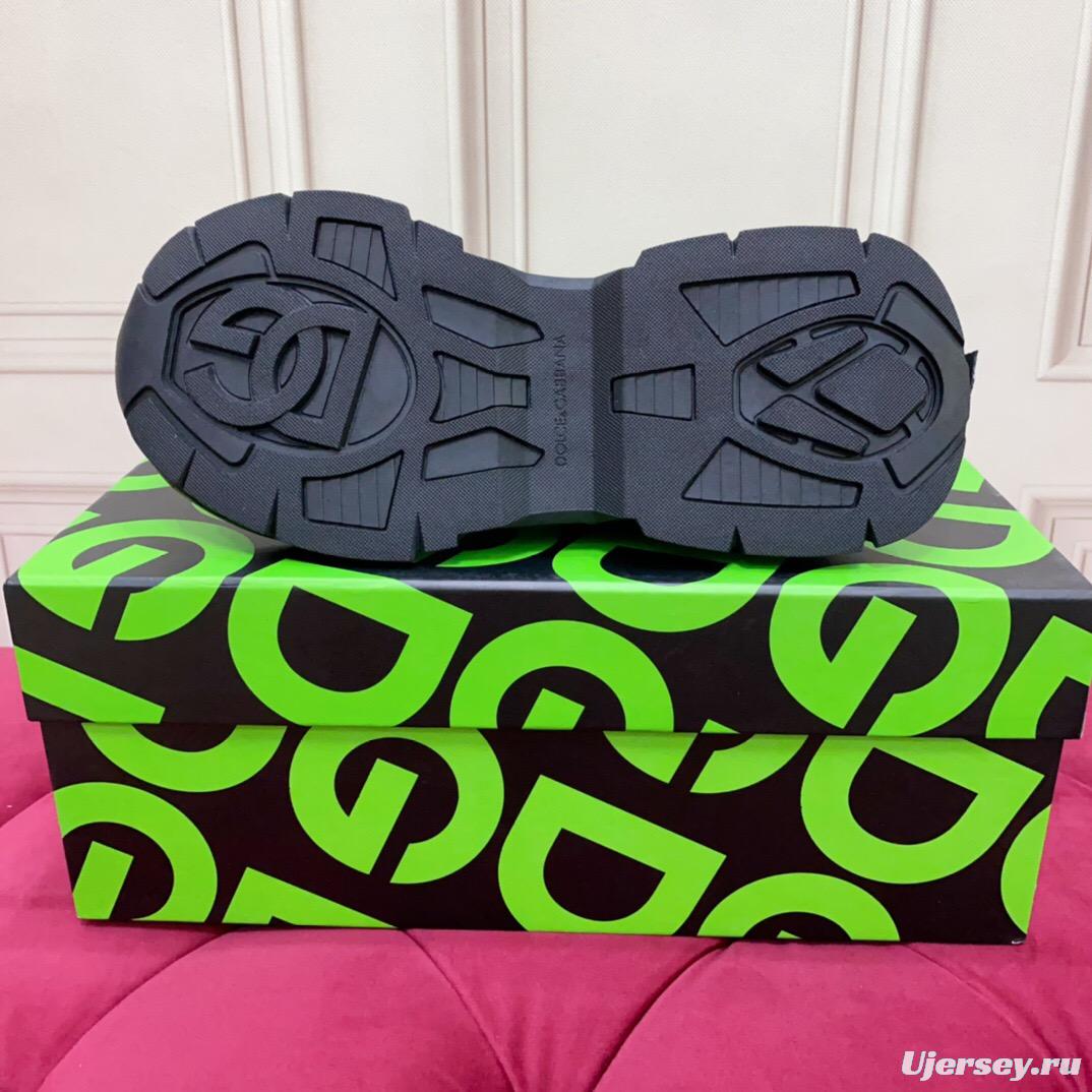 2025 Unisex Dolce & Gabbana Black Leather Knit Sneakers LY00340