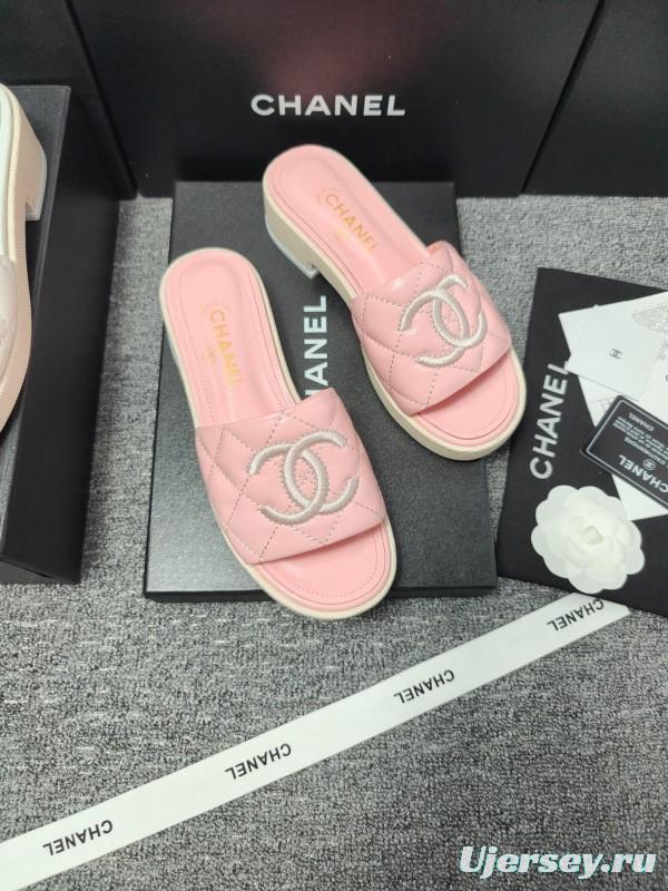 2025 Women Chanel Pink Leather Slippers