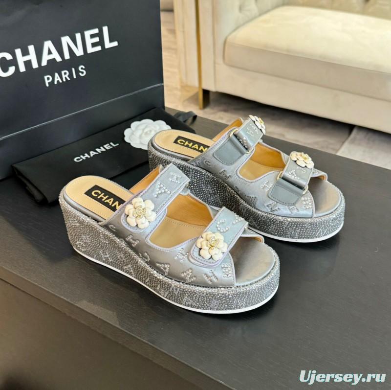 2025 Women Chanel Grey Leather Slippers Flower LY00330